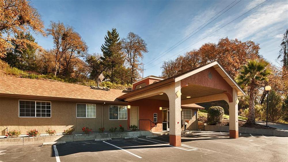 Best Western Willits Inn Екстер'єр фото